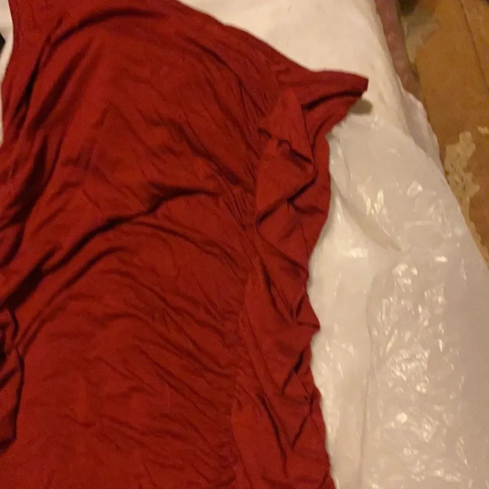 Misope Burgundy One Shoulder Ruched Dress sz. S - Picture 2 of 4